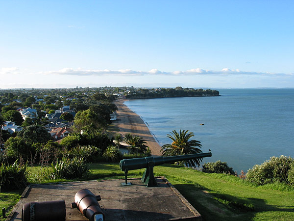 Пляж Cheltenham и пушка, Окленд, Новая Зеландия (Auckland, New Zealand)