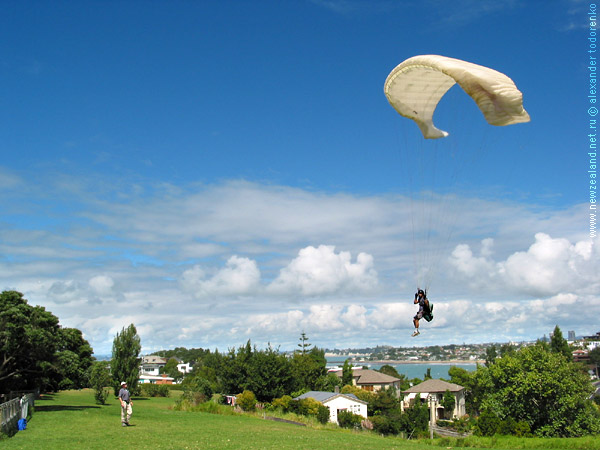Параглайдинг. Приземление, J.F.Kennedy Park, Auckland, New Zealand