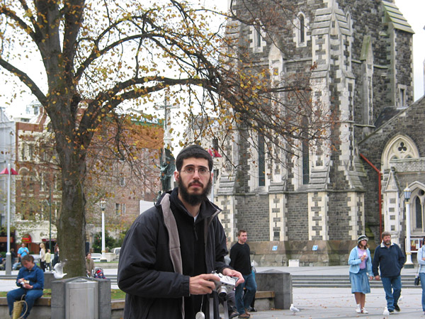 Люди из разных стран приезжают в Крайстчерч :), Cathedral Square, Christchurch, New Zealand